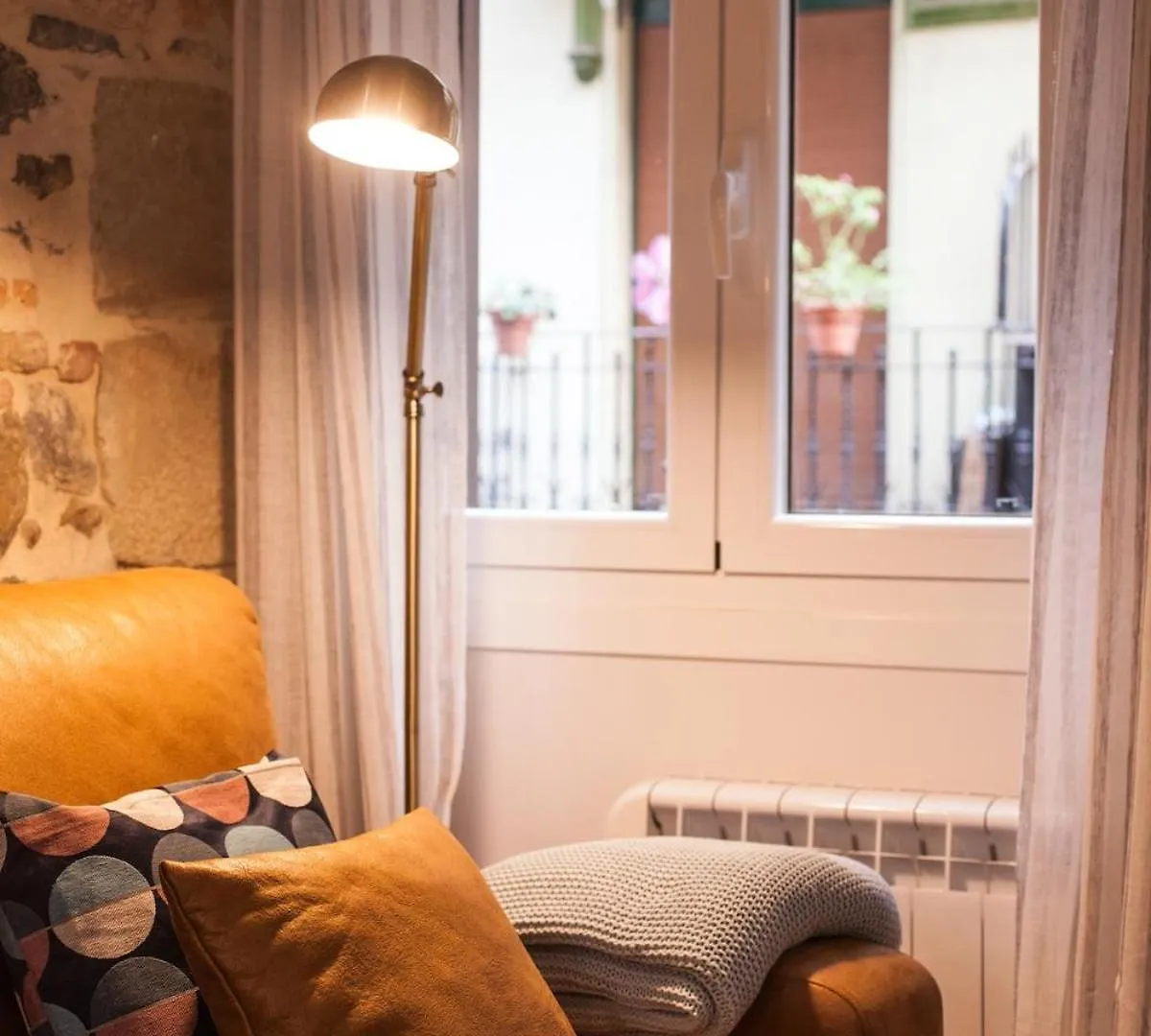 Apartment In The Old Town Bilbao 0*,